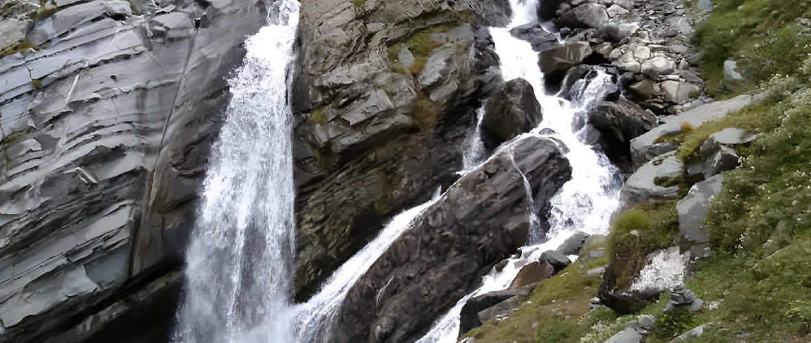 Hadsar Waterfall, Chamba